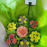 7 flower cupcake bouquet for a birthday